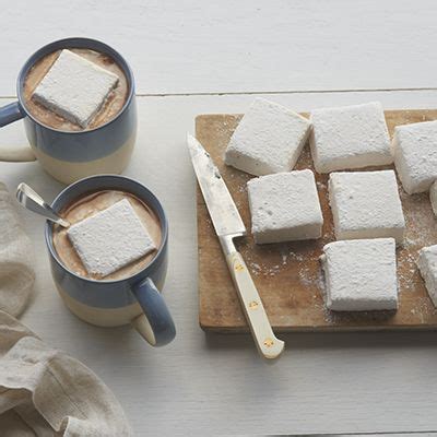 The Perfect Pairing: Cocktails and Magical Marshmallows